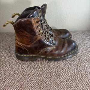 Dr. Martens Crofton Vtg M12/UK11 AW004 Brown Leather Lightweight Work Boots